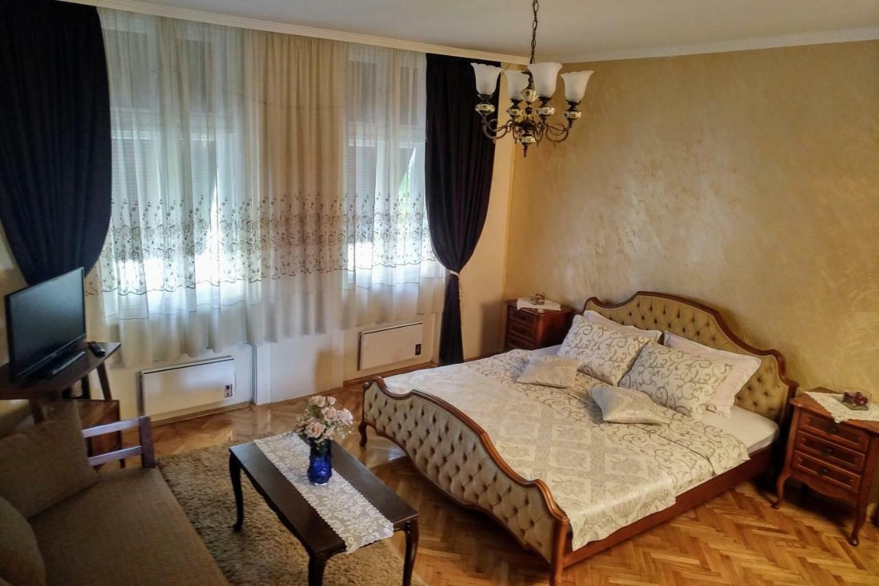 Appartement Mosaique Casa à Belgrade Extérieur photo